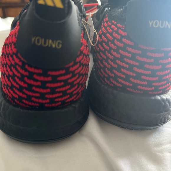 Adidas Trae young 2 “Dark-side” Basketball Shoe. 💯 👟authentic - Picture 7 of 9